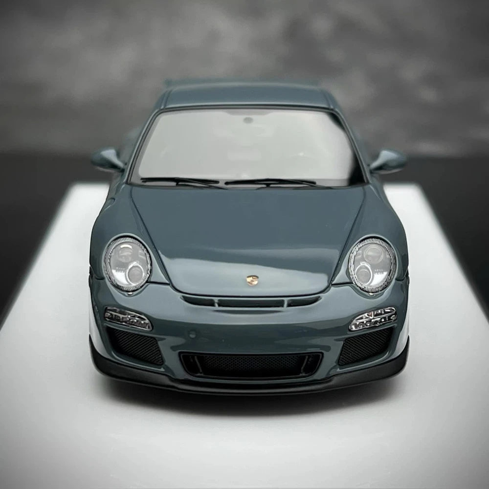 [Make Up] 1:43 Porsche 2010 911 997.2 GT3 Gray Model Car Resin
