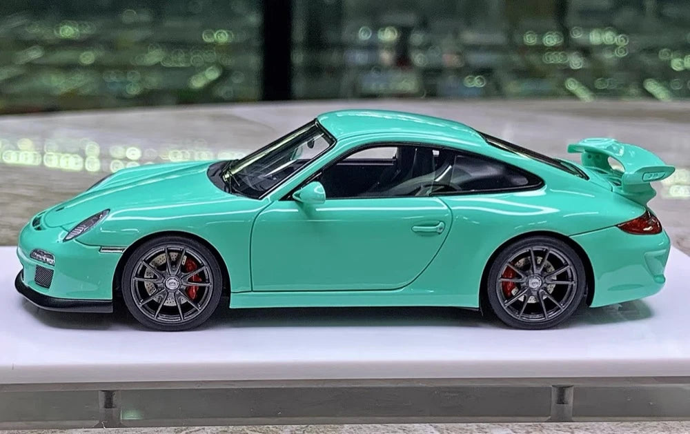 [Make Up] 1:43 Porsche 2010 911 997.2 GT3 Tiffany Blue Model Car Resin