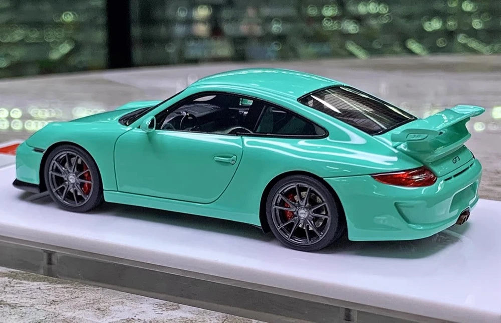 [Make Up] 1:43 Porsche 2010 911 997.2 GT3 Tiffany Blue Model Car Resin