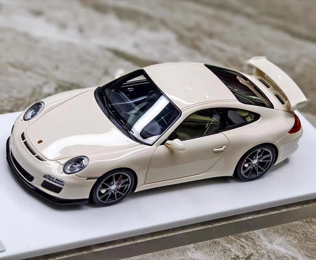 [Make Up] 1:43 Porsche 2010 911 997.2 GT3 White Model Car Resin
