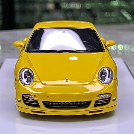 [Make Up] 1:43 Porsche 2010 911 997.2 Turbo Yellow Model Car Resin