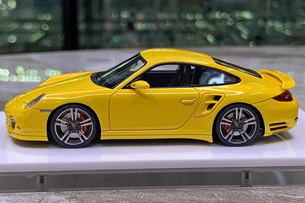 [Make Up] 1:43 Porsche 2010 911 997.2 Turbo jaune voiture miniature Resin