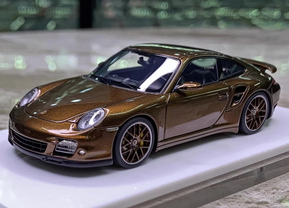 [Make Up] 1:43 Porsche 2010 911 997.2 Turbo Brown Model Car Resin