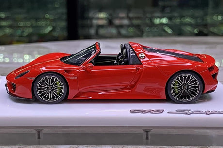 [Make Up] 1:43 Porsche 2011 918 Spyder Red Model Car Resin
