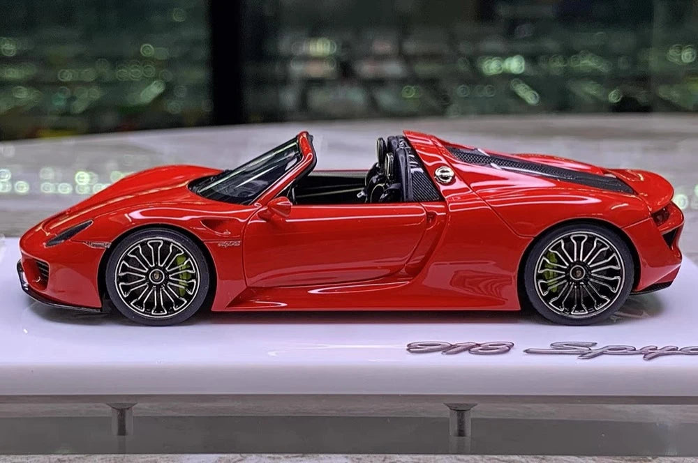 [Make Up] 1:43 Porsche 2011 918 Spyder Red Model Car Resin