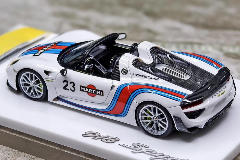 [Make Up] 1:43 Porsche 2011 918 Spyder Weissach Package Martini Model Car Resin