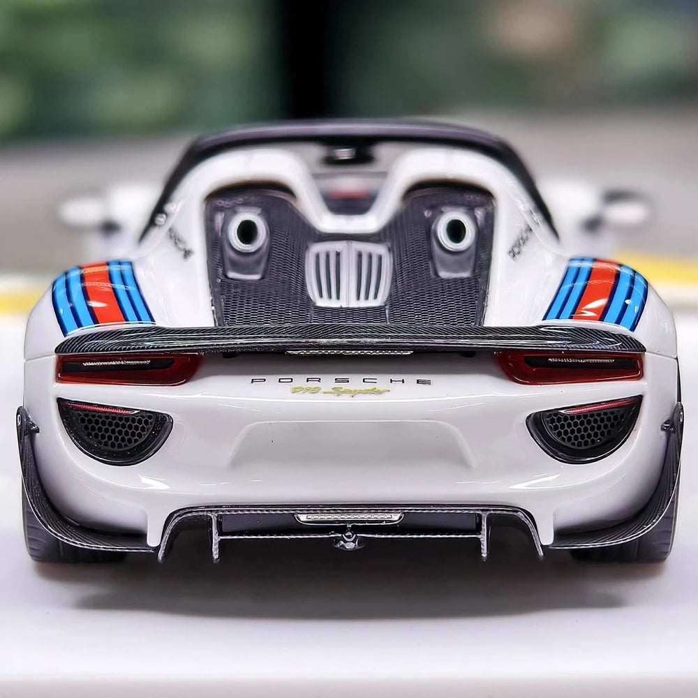 [Make Up] 1:43 Porsche 2011 918 Spyder Weissach Package Martini Model Car Resin
