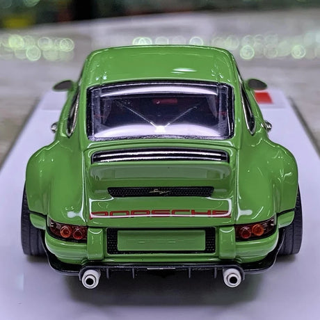 [Make Up] 1:43 Porsche 2018 911 Singer DLS Green Model Car Resin
