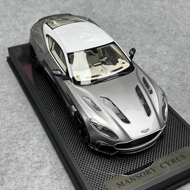 [Mansory] 1:18 Aston Martin 2018 DBS Superleggera Silver Model Car Resin