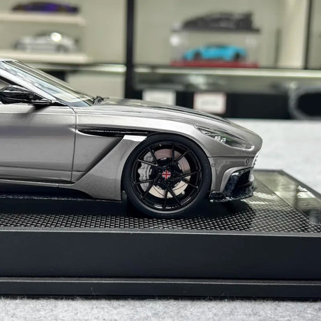 [Mansory] 1:18 Aston Martin 2018 DBS Superleggera Silver Model Car Resin