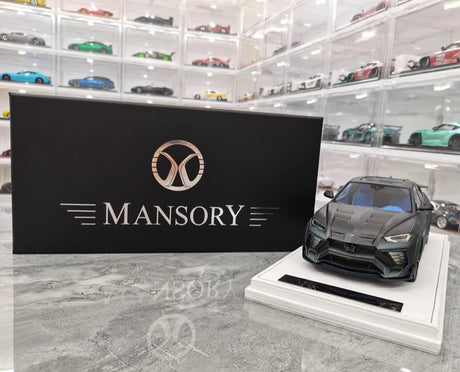 [Mansory] 1:18 Lamborghini 2018 Urus Mansory Green Model Car Resin