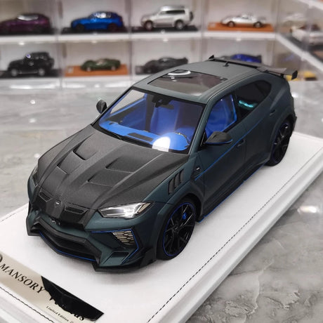 [Mansory] 1:18 Lamborghini 2018 Urus Mansory Green Model Car Resin
