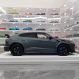[Mansory] 1:18 Lamborghini 2018 Urus Mansory Green Model Car Resin