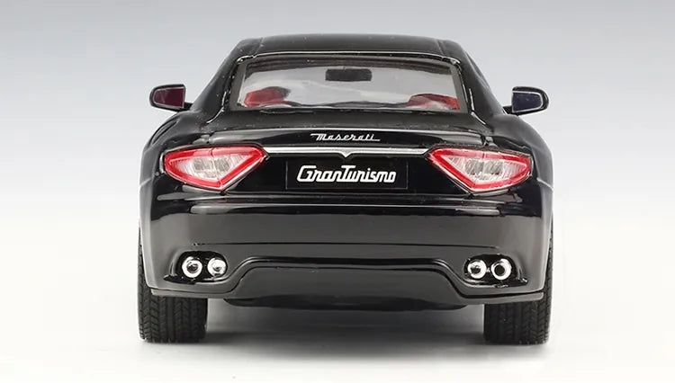 1:24 Maserati 2008 Gran Turismo Die Cast Model Car