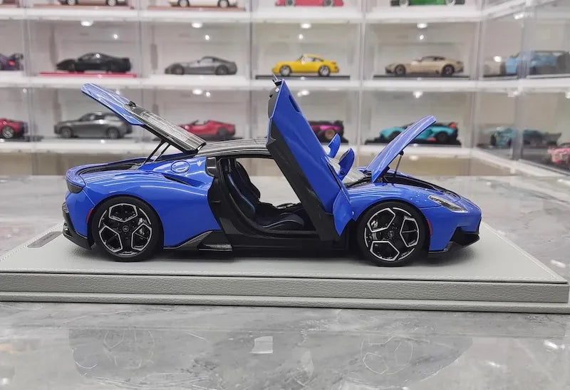 1:18 Maserati 2020 MC20 Blue Die Cast Model Car