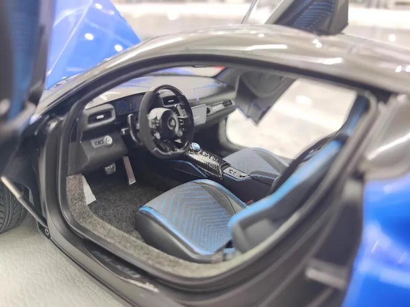 1:18 Maserati 2020 MC20 Blue Die Cast Model Car