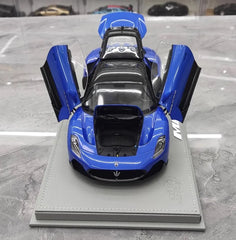 1:18 Maserati 2020 MC20 Blue Die Cast Model Car