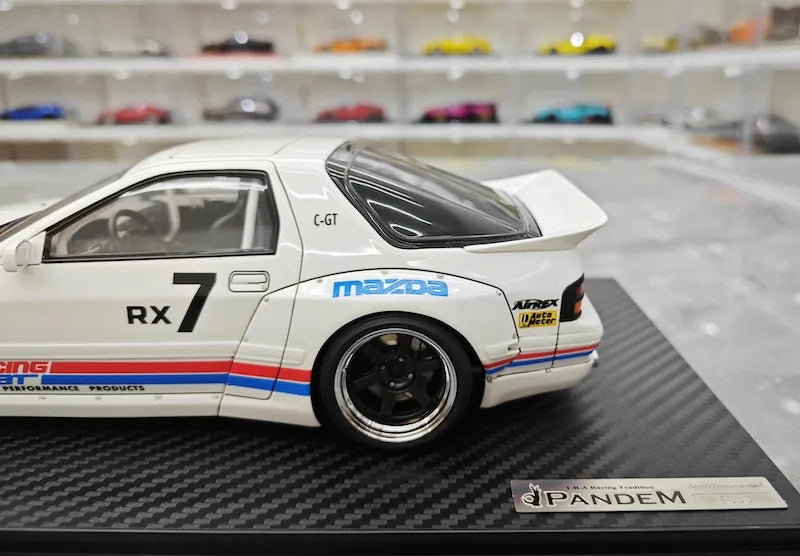 1:18 Mazda 1985 RX-7 FC3S Rocket Bunny Classic Racing Die Cast Model Car