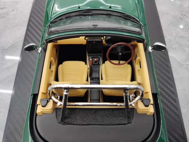1:18 Mazda 1989 MX-5 Miata NA Eunos Roadster Green Die Cast Model Car