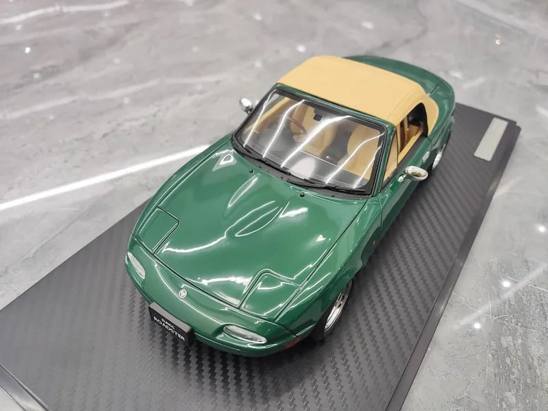 1:18 Mazda 1989 MX-5 Miata NA Eunos Roadster Green Die Cast Model Car