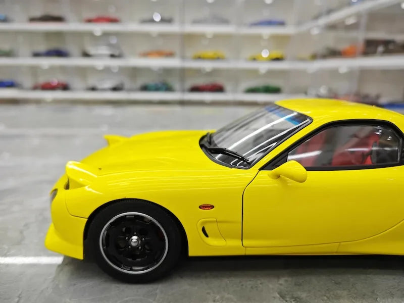 1:18 Mazda 1992 RX-7 FD Yellow Die Cast Model Car
