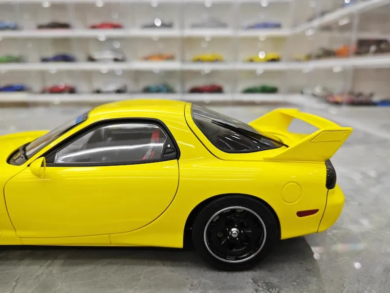 1:18 Mazda 1992 RX-7 FD Yellow Die Cast Model Car