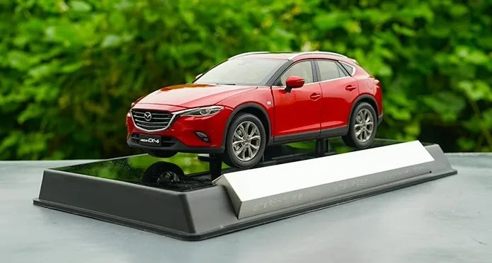 1:18 Mazda 2016 CX-4 Die Cast Model Car