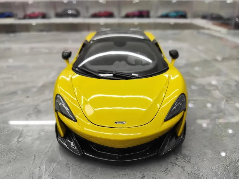 1:18 McLaren 2020 600LT Die Cast Model Car