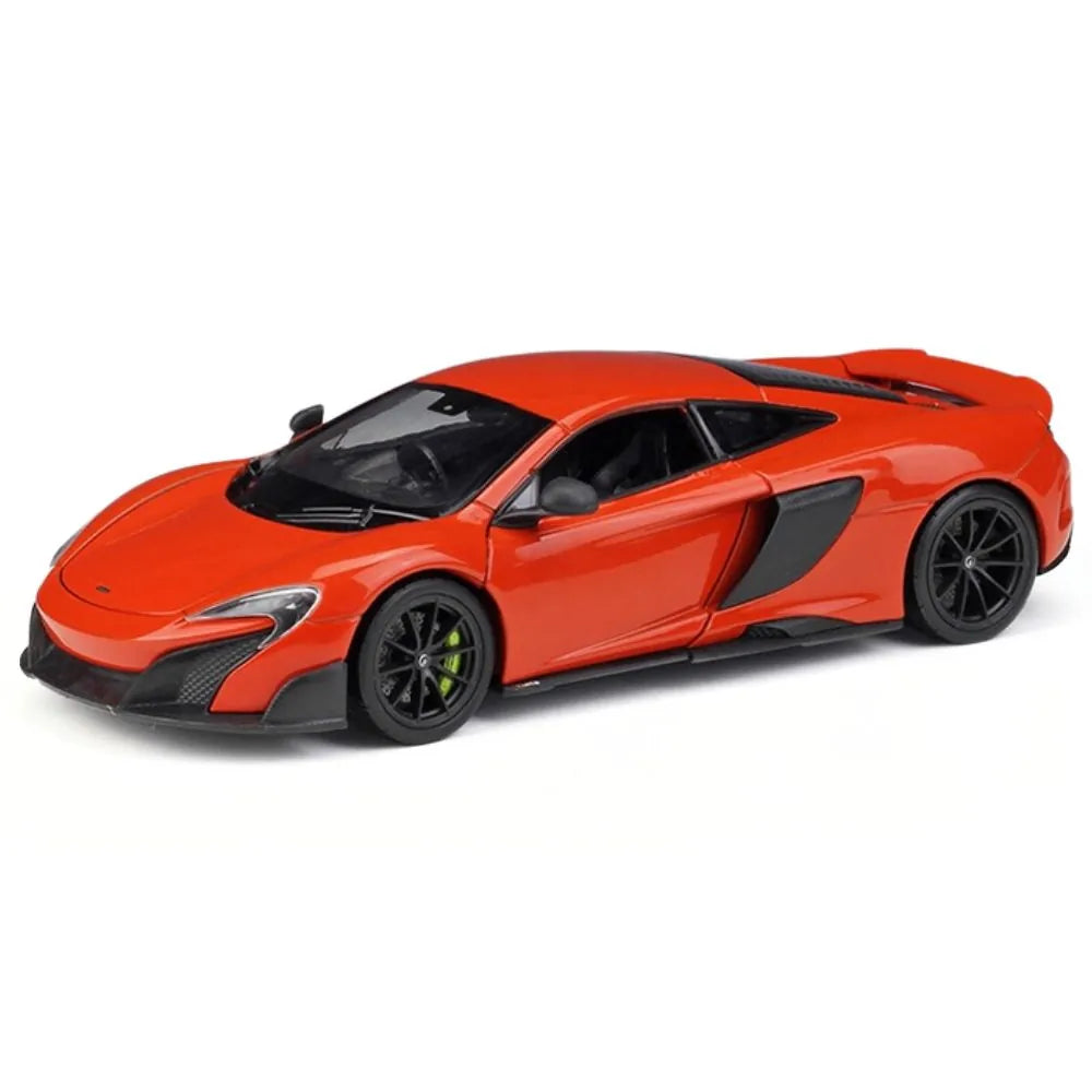 1:24 McLaren 2015 675LT Die Cast Model Car