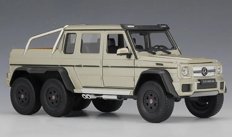 1:24 Mercedes-AMG 2013 G63 6x6 Die Cast Model Car