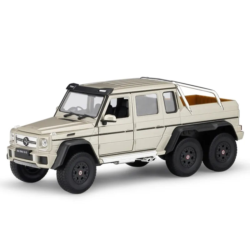 1:24 Mercedes-AMG 2013 G63 6x6 Gold Die Cast Model Car
