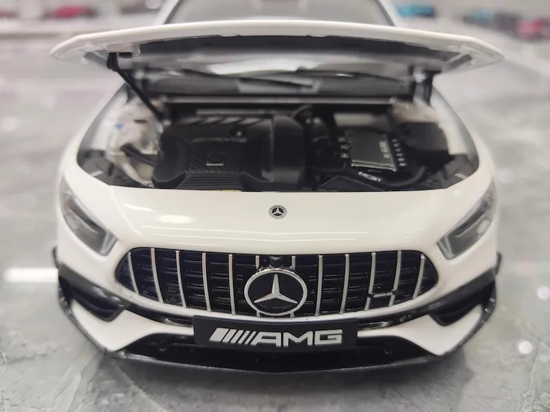 1:18 Mercedes-AMG 2020 A45 S White Die Cast Model Car