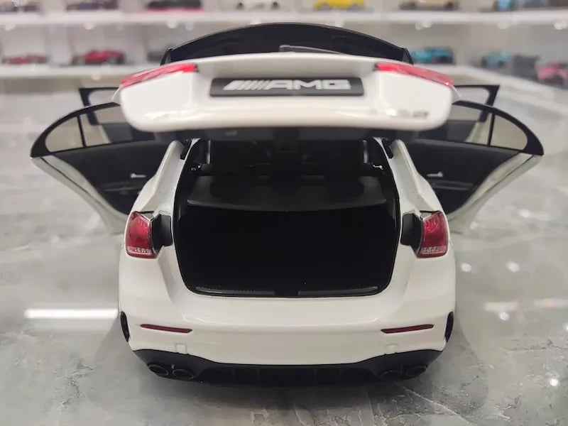 1:18 Mercedes-AMG 2020 A45 S White Die Cast Model Car
