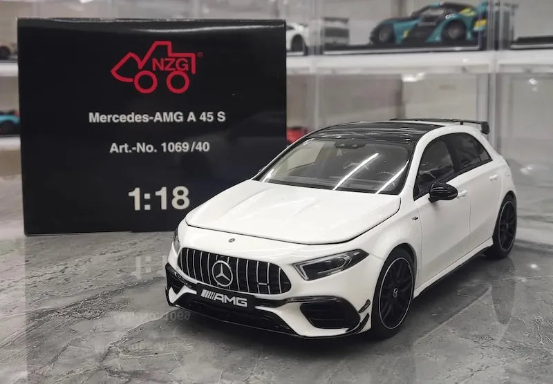1:18 Mercedes-AMG 2020 A45 S White Die Cast Model Car