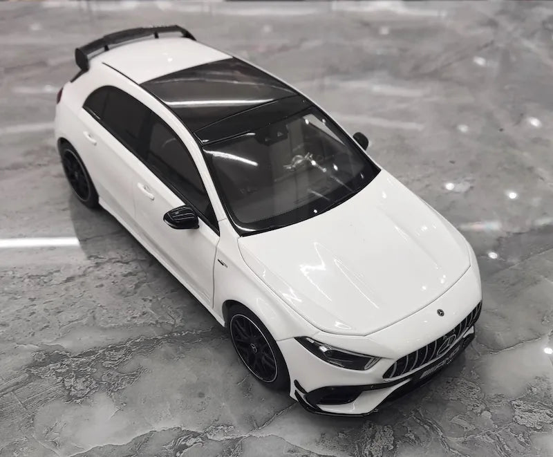 1:18 Mercedes-AMG 2020 A45 S White Die Cast Model Car