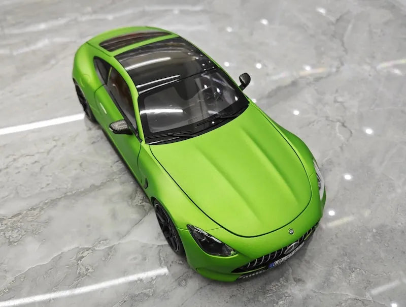 1:18 Mercedes-AMG 2024 GT63 Green Die Cast Model Car
