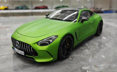 1:18 Mercedes-AMG 2024 GT63 Green Die Cast Model Car