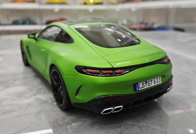 1:18 Mercedes-AMG 2024 GT63 Green Die Cast Model Car