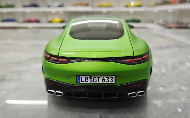 1:18 Mercedes-AMG 2024 GT63 Green Die Cast Model Car