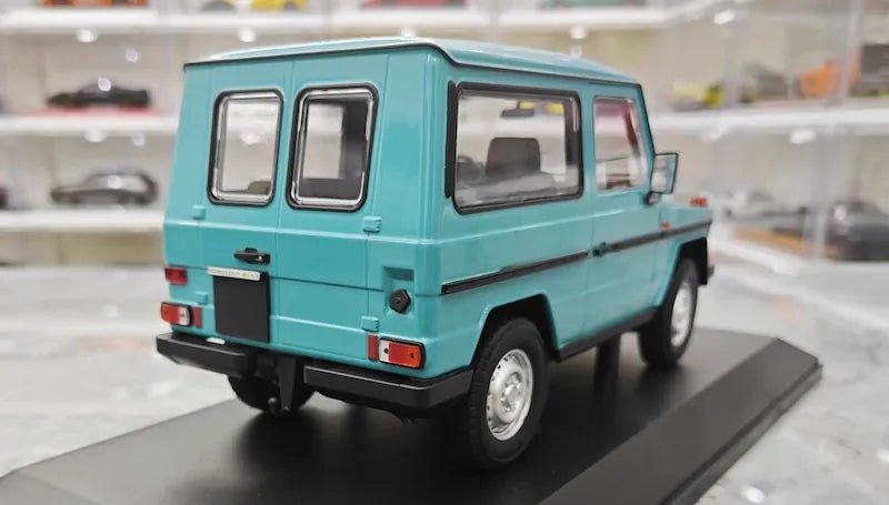 1:18 Mercedes-Benz 1979 G-Class W460 Blue Die Cast Model Car