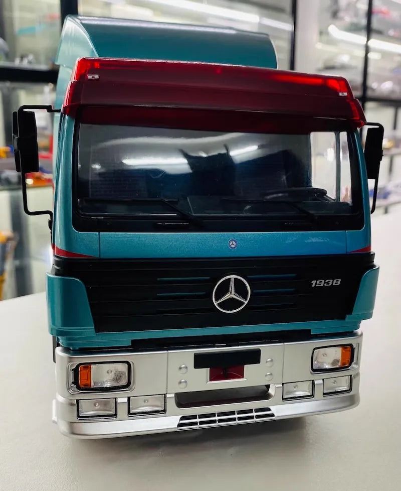 1:18 Mercedes-Benz 1990s 1938 SK