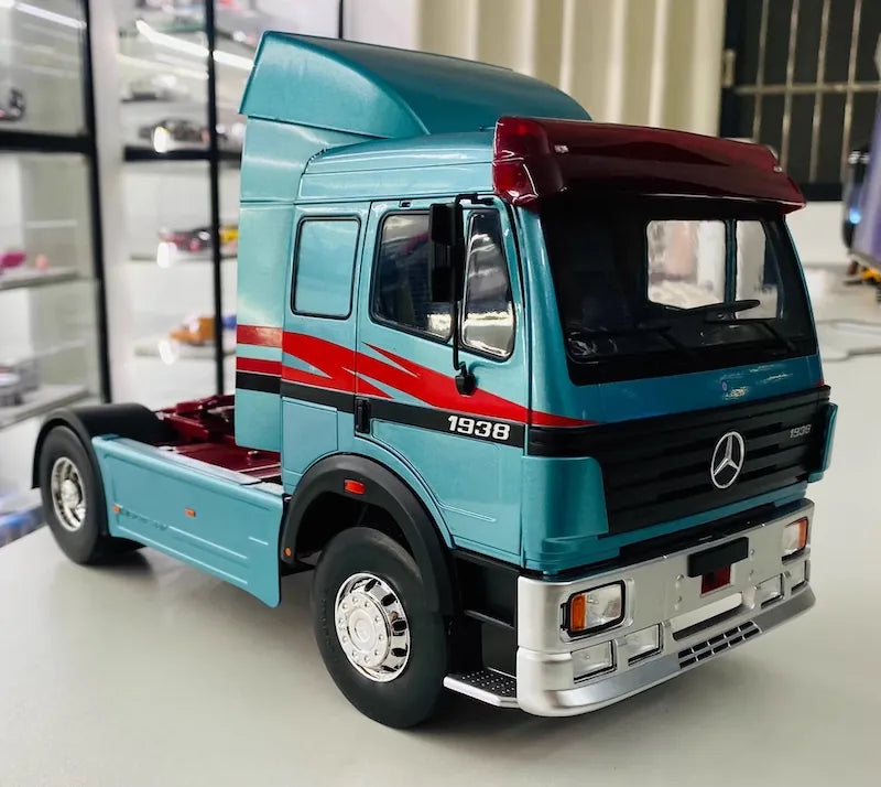 1:18 Mercedes-Benz 1990s 1938 SK