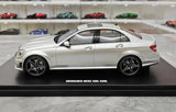 [GT Spirit] 1:18 Mercedes-Benz 2008 C63 AMG argent voiture miniature Resin