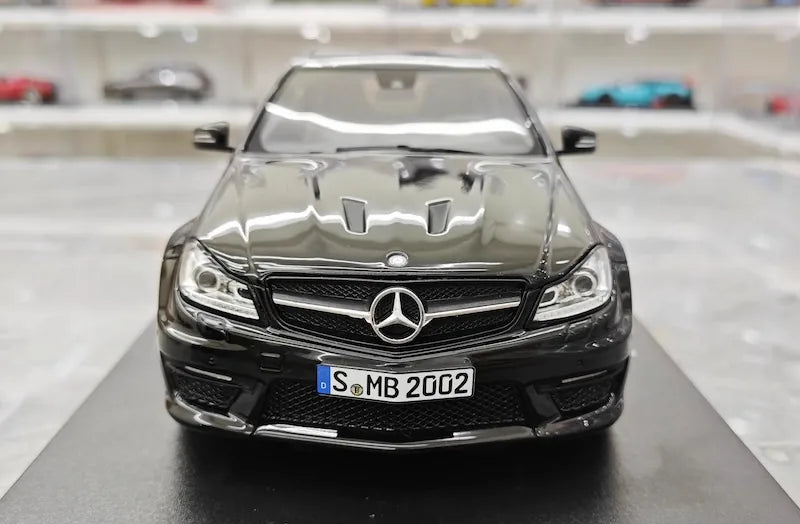 1:18 Mercedes-Benz 2014 C63 507 AMG Black Die Cast Model Car