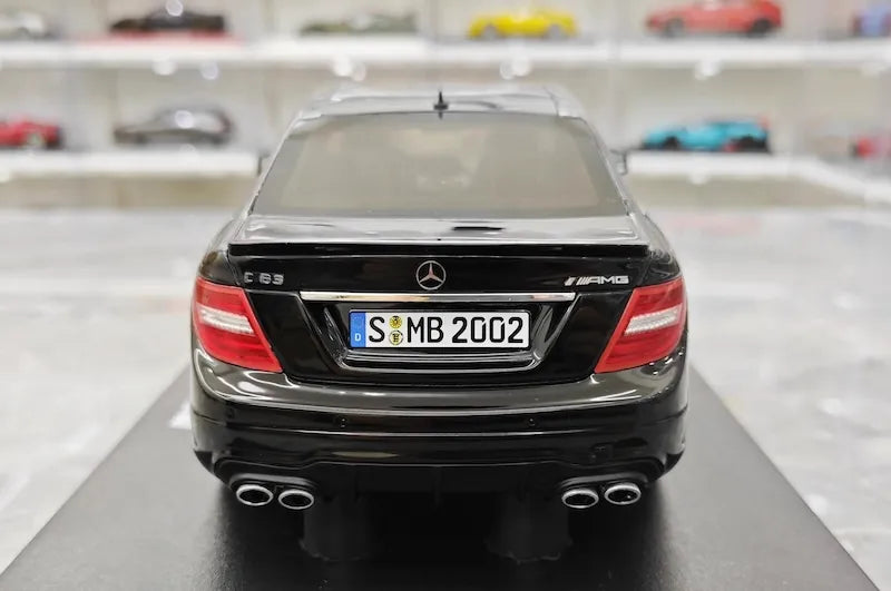 1:18 Mercedes-Benz 2014 C63 507 AMG Black Die Cast Model Car
