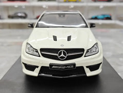 1:18 Mercedes-Benz 2014 C63 507 AMG White Die Cast Model Car