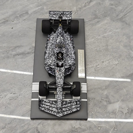 1:18 Alfa Romeo 2022 C42 #77 Barcelona Test Valtteri Bottas F1 Resin-Modell von Minichamps – Ansicht 2