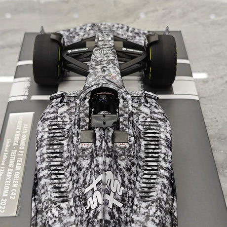 1:18 Alfa Romeo 2022 C42 #88 Barcelona Test Robert Kubica F1 Resin-Modell von Minichamps – Ansicht 12