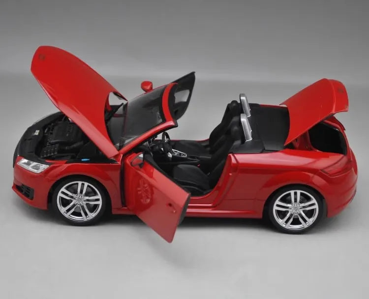 [Minichamps] 1:18 Audi 2014 TT Roadster Red Model Car Die-Cast