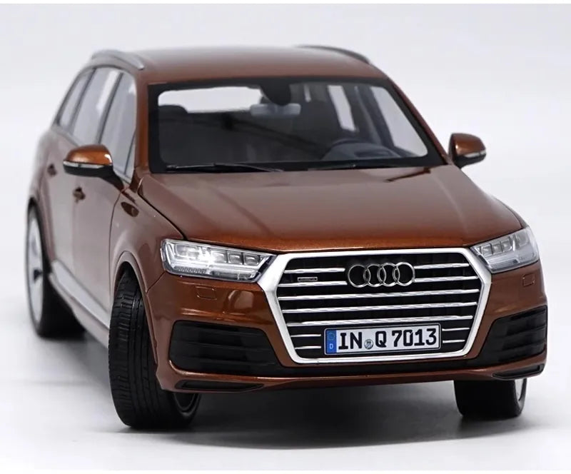 [Minichamps] 1:18 Audi 2015 Q7 Brown Model Car Die-Cast